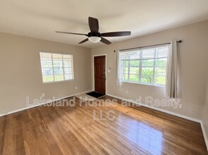 3115 Buckingham Ave in Lakeland, FL - Building Photo - Building Photo
