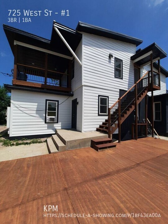 725 West St in Rapid City, SD - Building Photo