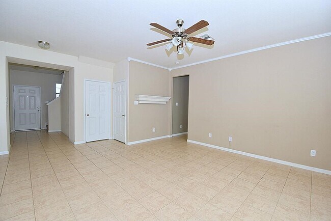 property at 1122 Larkfield Dr