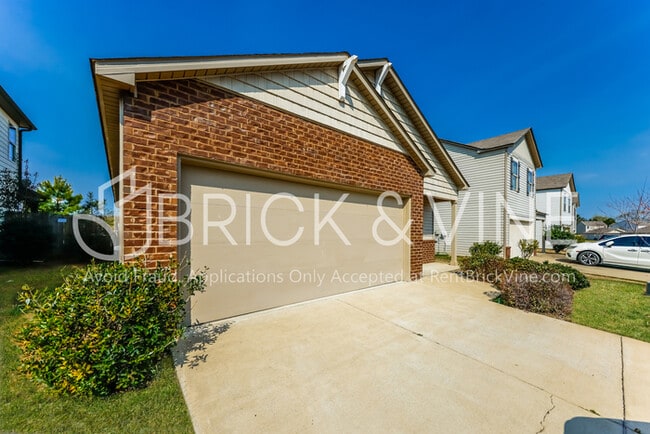 property at 9336 Hoffman Pl