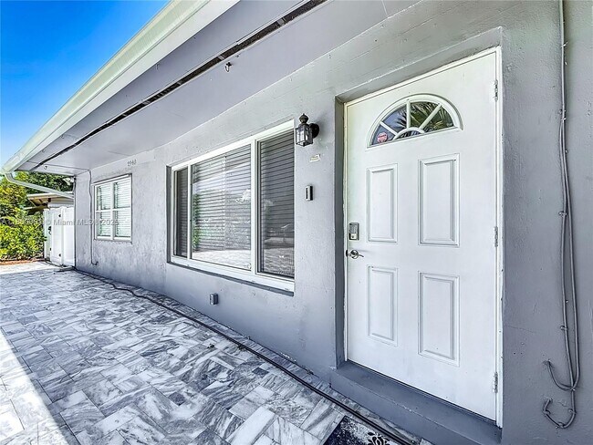 2940 NE 10th Terrace in Pompano Beach, FL - Building Photo - Building Photo