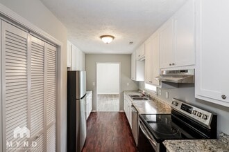65 Mountain View Cir in Covington, GA - Foto de edificio - Building Photo