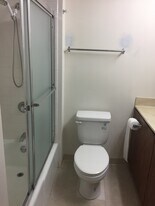 1560 Kanunu St in Honolulu, HI - Building Photo