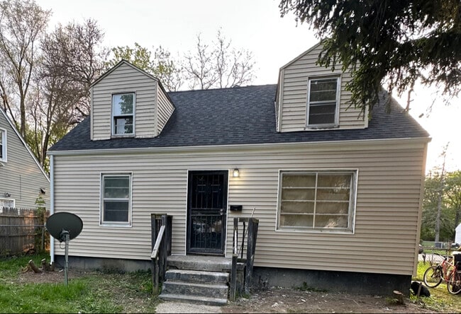 property at 3613 Proctor St