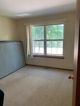 257 Rainier Way in Fox Lake, IL - Building Photo - Building Photo