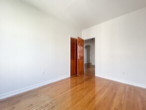 86 Haven Ave in New York, NY - Foto de edificio - Building Photo