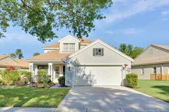 3033 SE Brierwood Pl in Stuart, FL - Building Photo - Building Photo