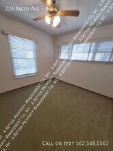 226 Nieto Ave in Long Beach, CA - Building Photo - Building Photo