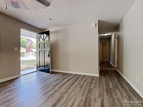 1010 Melrose St in Seffner, FL - Building Photo - Building Photo