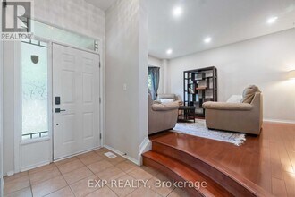 104 Yorkberry Gate in Ottawa, ON - Building Photo - Building Photo
