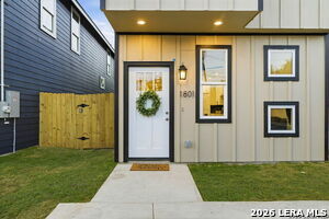 1801 W Southcross Blvd in San Antonio, TX - Building Photo - Building Photo