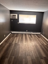 7919 Lake Ave, Unit 102 in Cleveland, OH - Building Photo