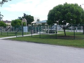 2185 NW 16th Terrace in Miami, FL - Building Photo