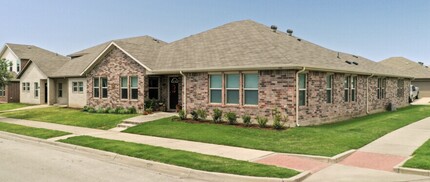318 Stockade Ln in Denton, TX - Building Photo - Building Photo