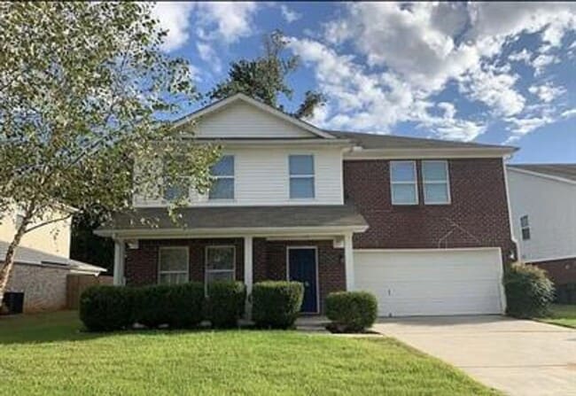 property at 215 Millbury Ct