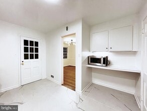 5507 Chesterbrook Rd in Bethesda, MD - Building Photo - Building Photo