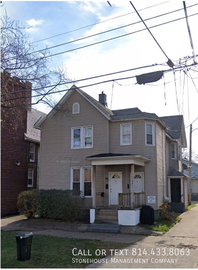 241 E 10th St in Erie, PA - Building Photo - Building Photo