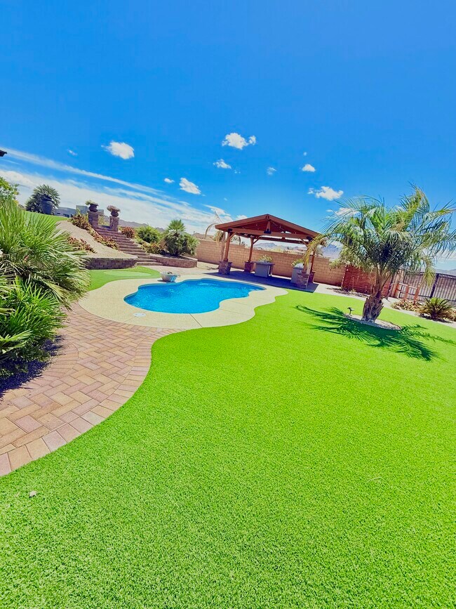 198 S Naples St in Henderson, NV - Building Photo - Building Photo