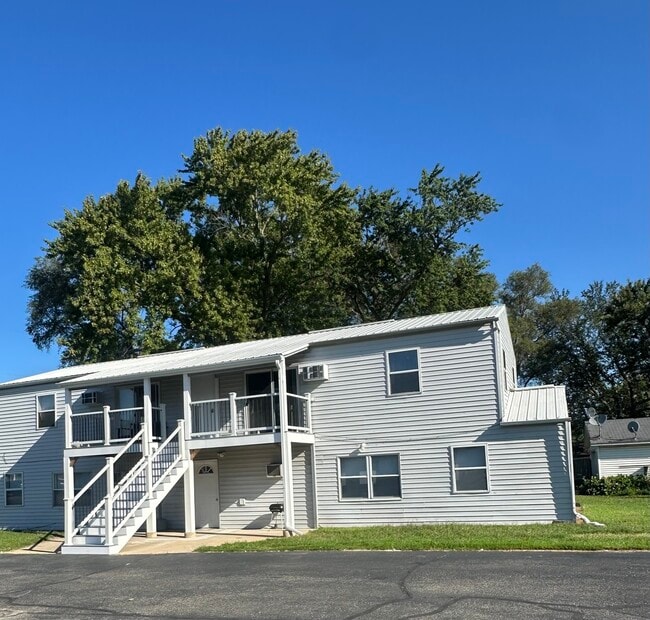 property at 345 N Shabbona St