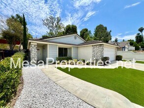 24368 Darrin Dr in Diamond Bar, CA - Building Photo - Building Photo
