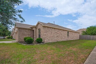 18302 Red Oak Manor Ln in Cypress, TX - Building Photo - Building Photo