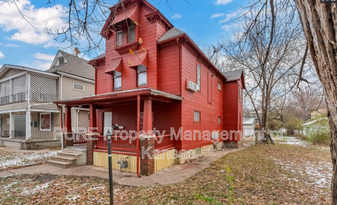 1262 SW Clay St in Topeka, KS - Foto de edificio - Building Photo