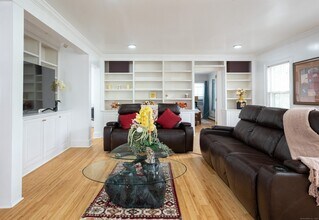 1 Harmony St in Stonington, CT - Building Photo - Building Photo