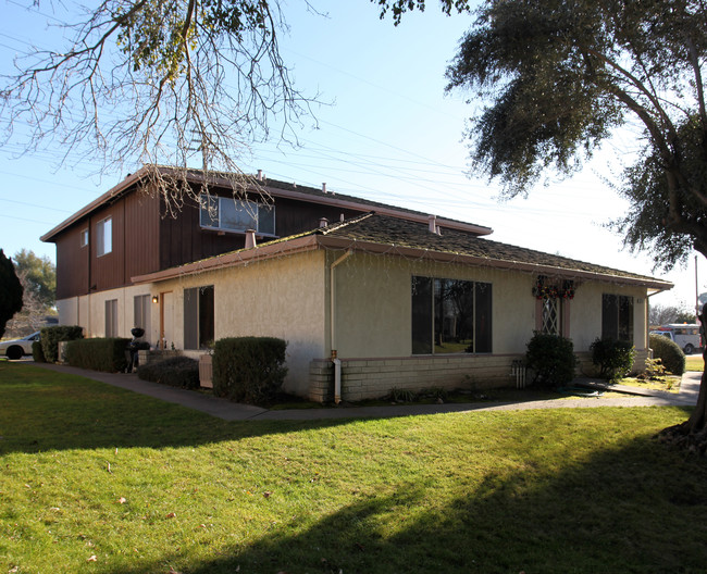 3125 Occidental Dr in Sacramento, CA - Building Photo - Building Photo