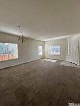 6705 Cinnamon Dr in Sparks, NV - Building Photo - Building Photo