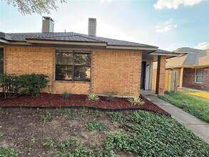 1435 N Bluegrove Rd in Lancaster, TX - Building Photo - Building Photo