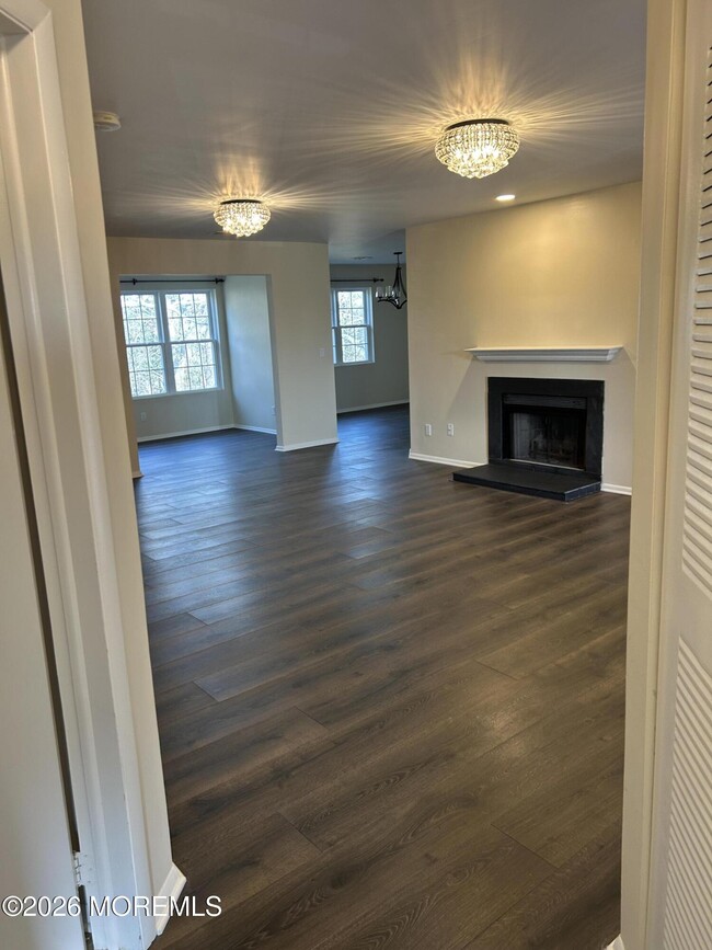 1021 Waters Edge Dr in Toms River, NJ - Building Photo - Building Photo