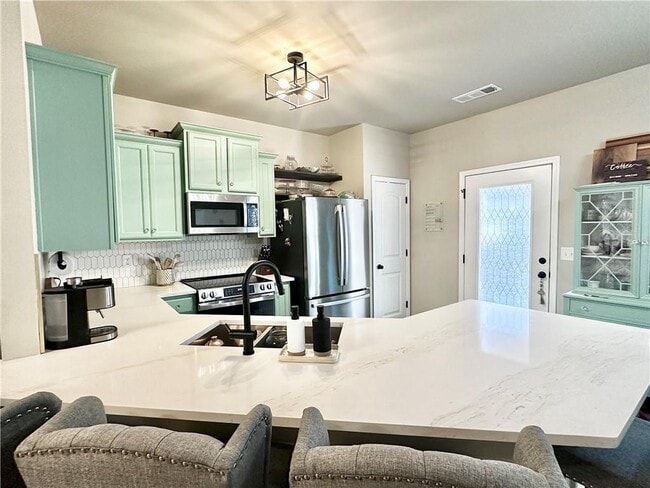 property at 262 Valley Xing