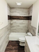 2000-2004 Wyoming Ave in Sun Prairie, WI - Building Photo - Building Photo