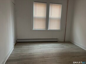 127 Pearl St in Waterbury, CT - Building Photo - Building Photo