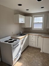 324 Commercial St in Whitman, MA - Building Photo - Building Photo
