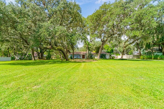11205 Killearn Ct in Riverview, FL - Foto de edificio - Building Photo