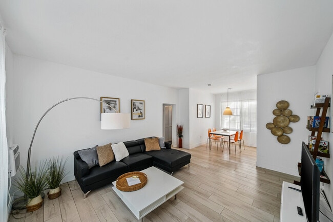 1335 Lincoln Rd