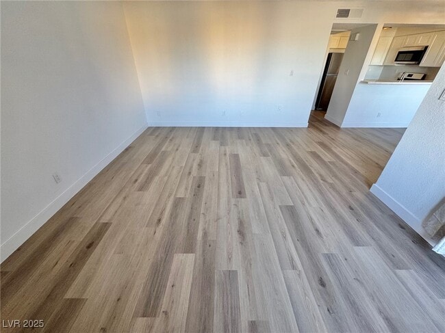 property at 1424 Santa Anita Dr