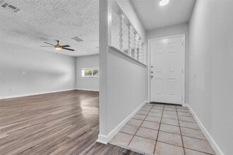 12331 Flushing Meadows Dr in Houston, TX - Building Photo - Building Photo