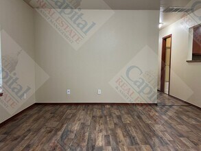20635 Penney Ln in Harrah, OK - Building Photo - Building Photo