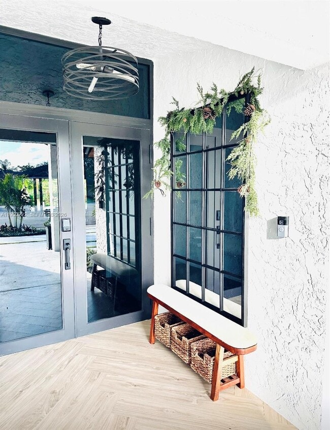 2475 NW 25th St in Boca Raton, FL - Foto de edificio - Building Photo