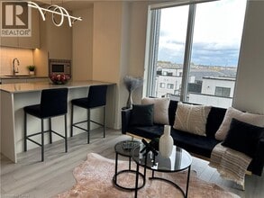 510-3079 TRAFALGAR Road in Oakville, ON - Building Photo - Building Photo