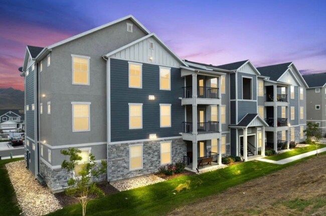 property at 1794 W Eaglewood Dr
