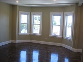 402 Centre St-Unit -A3F in Boston, MA - Building Photo - Building Photo