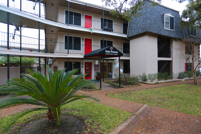 Oak Pointe in Pasadena, TX - Building Photo - Interior Photo