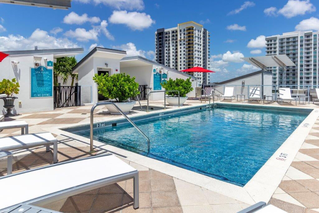 Exchange Lofts in Fort Lauderdale, FL - Building Photo