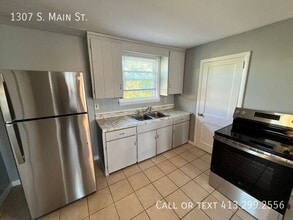 1307 S Main St in Palmer, MA - Building Photo - Building Photo