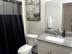224 28th Ave Pl NE in Hickory, NC - Building Photo - Building Photo