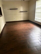 3976 Versailles Dr in Orlando, FL - Building Photo - Building Photo