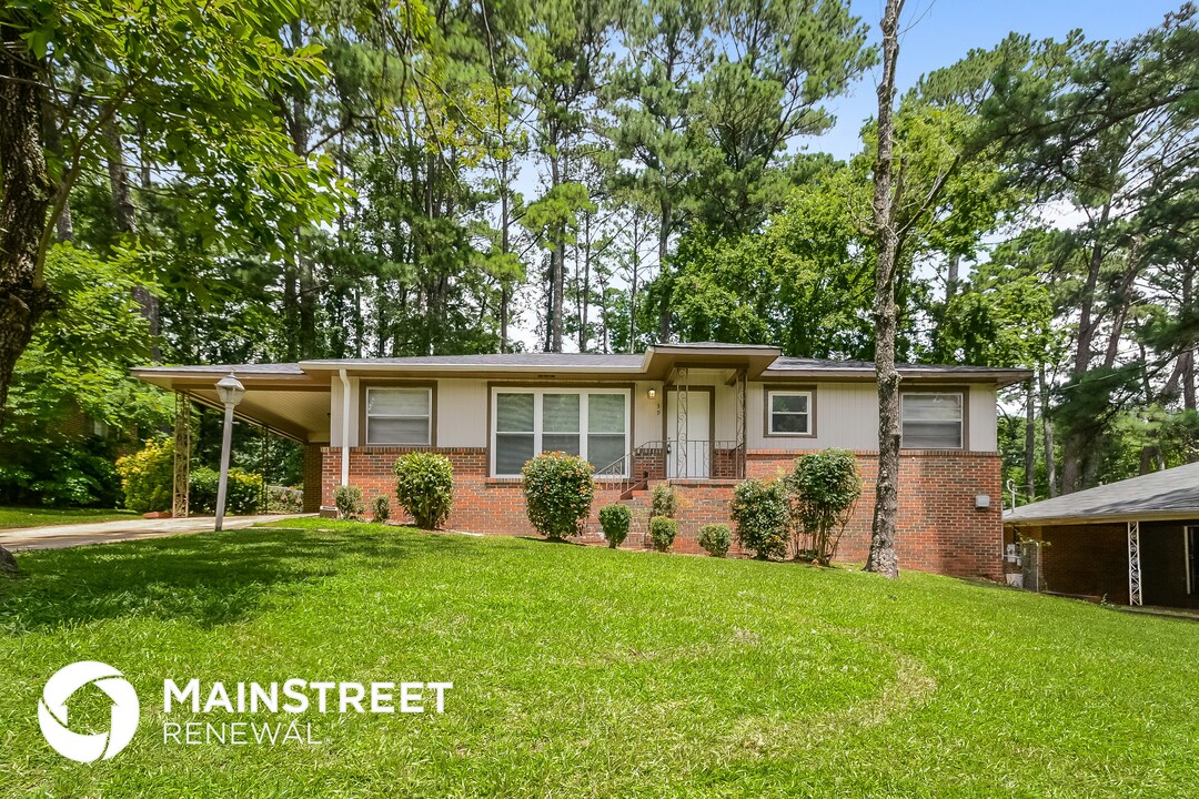 39 Sunset Ln in Birmingham, AL - Building Photo